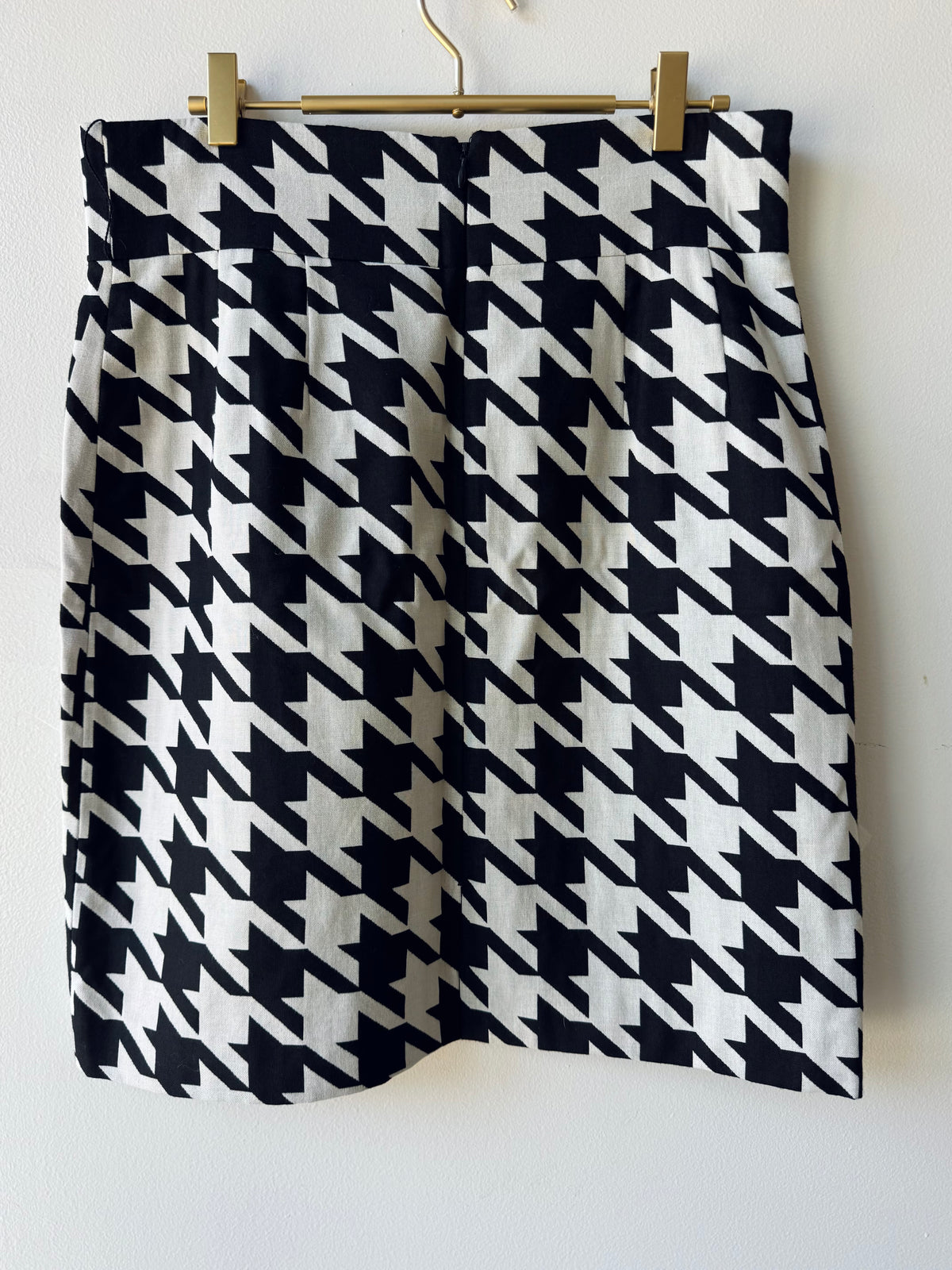 Houndstooth Pencil Skirt