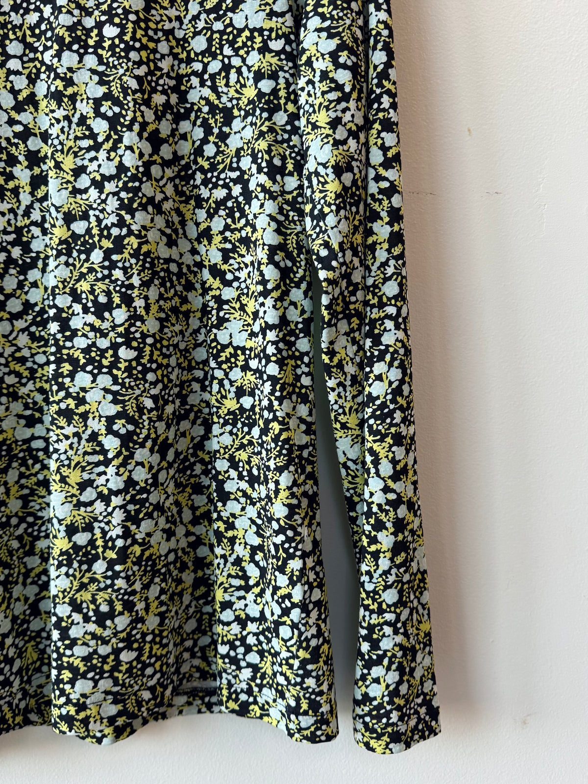 Fall Garden Tissue Turtleneck