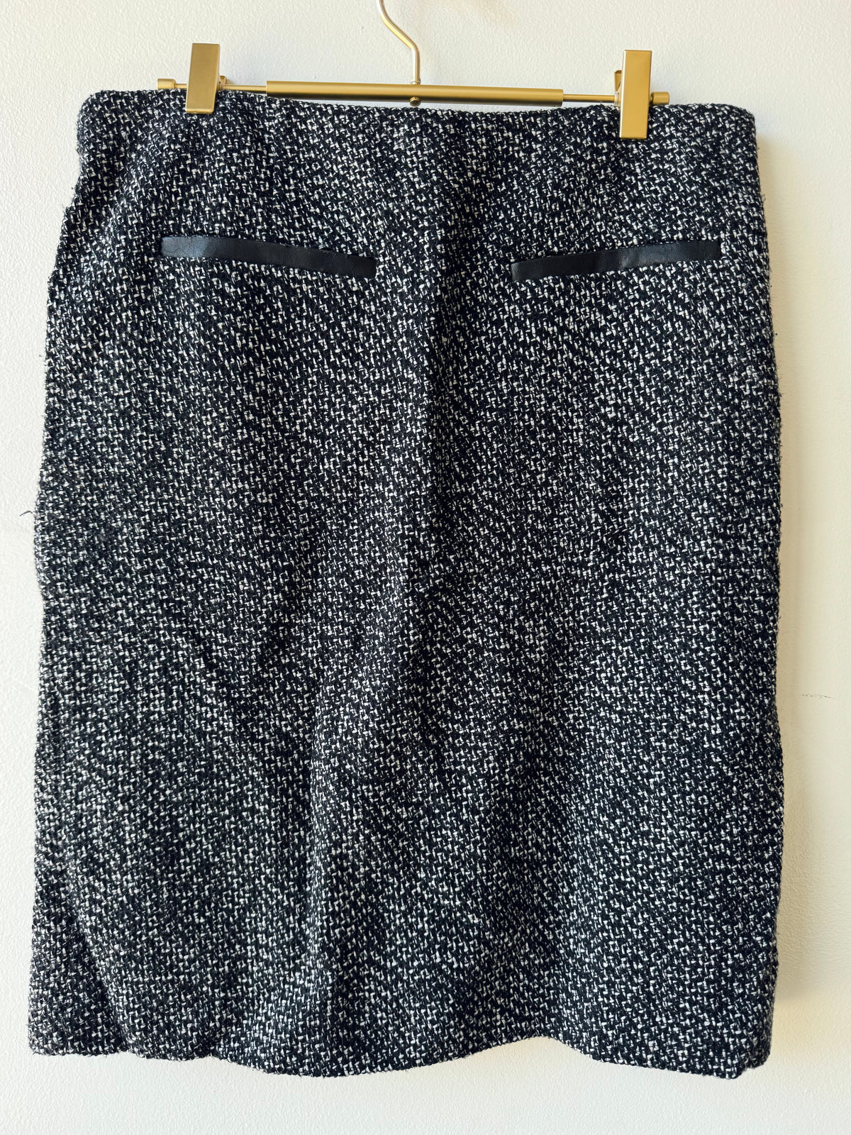 Atelier Luxe Pencil Skirt