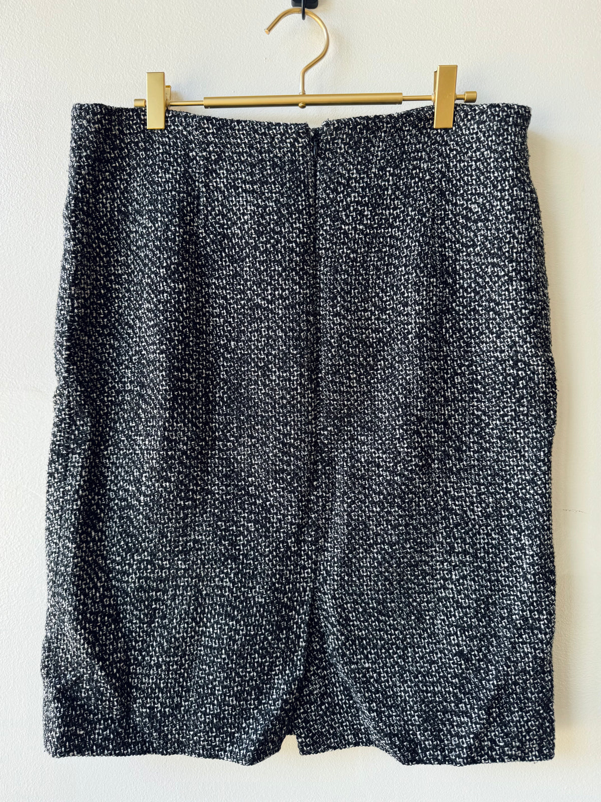 Atelier Luxe Pencil Skirt