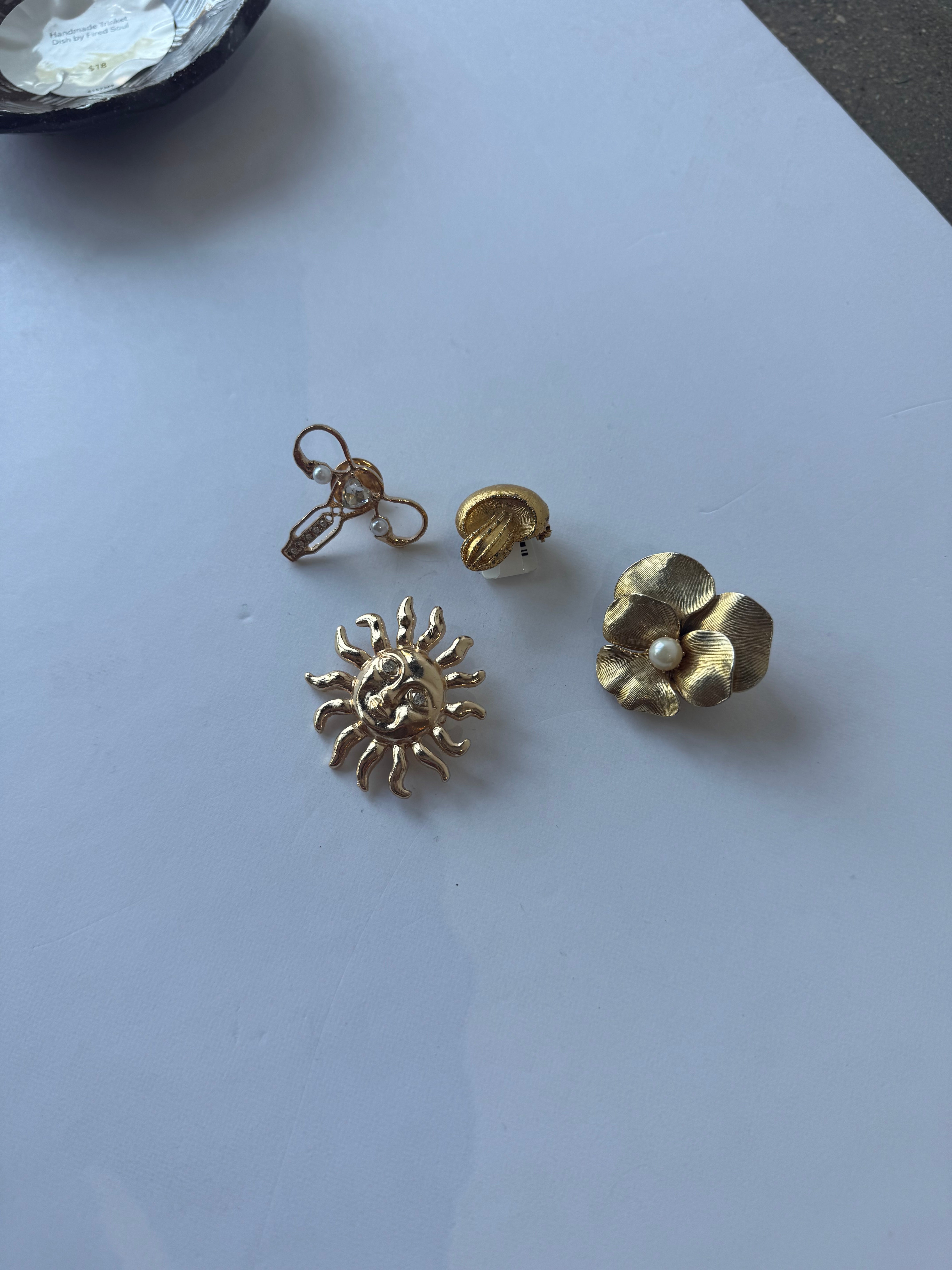 Assorted Brooches